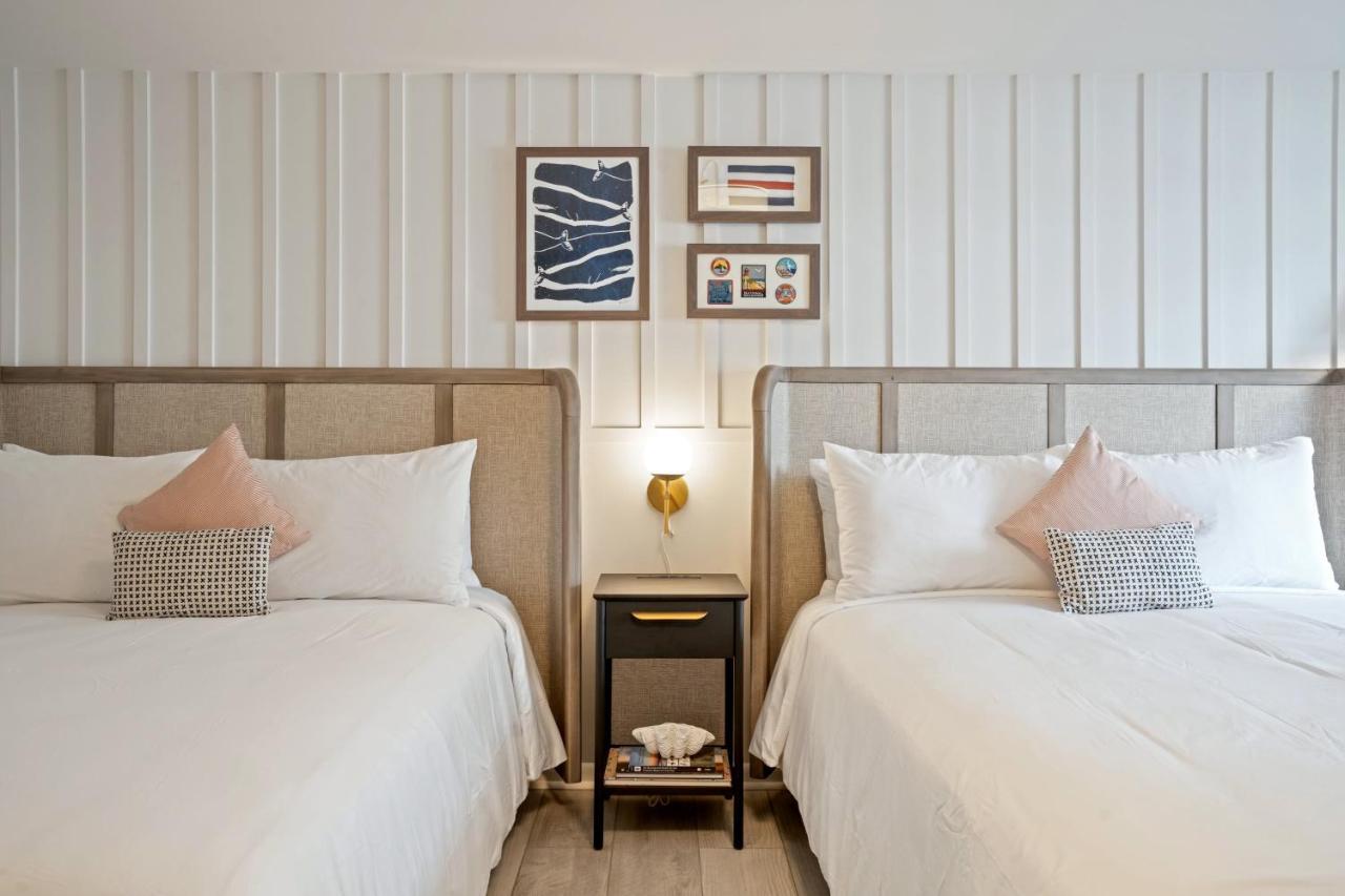 Greyfinch Chatham Inn Bagian luar foto