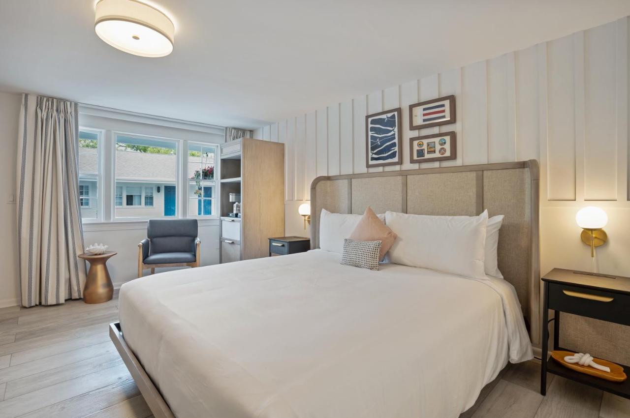 Greyfinch Chatham Inn Bagian luar foto