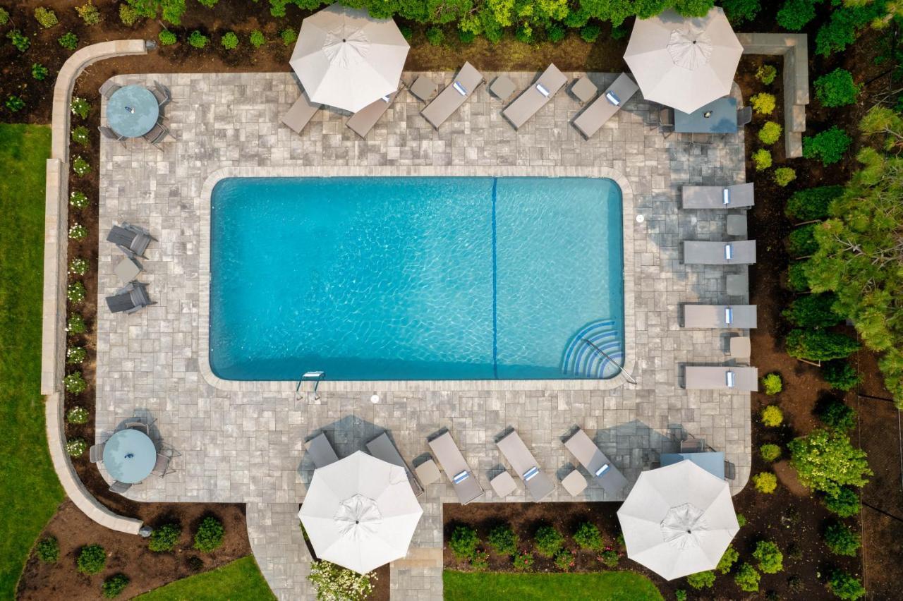 Greyfinch Chatham Inn Bagian luar foto