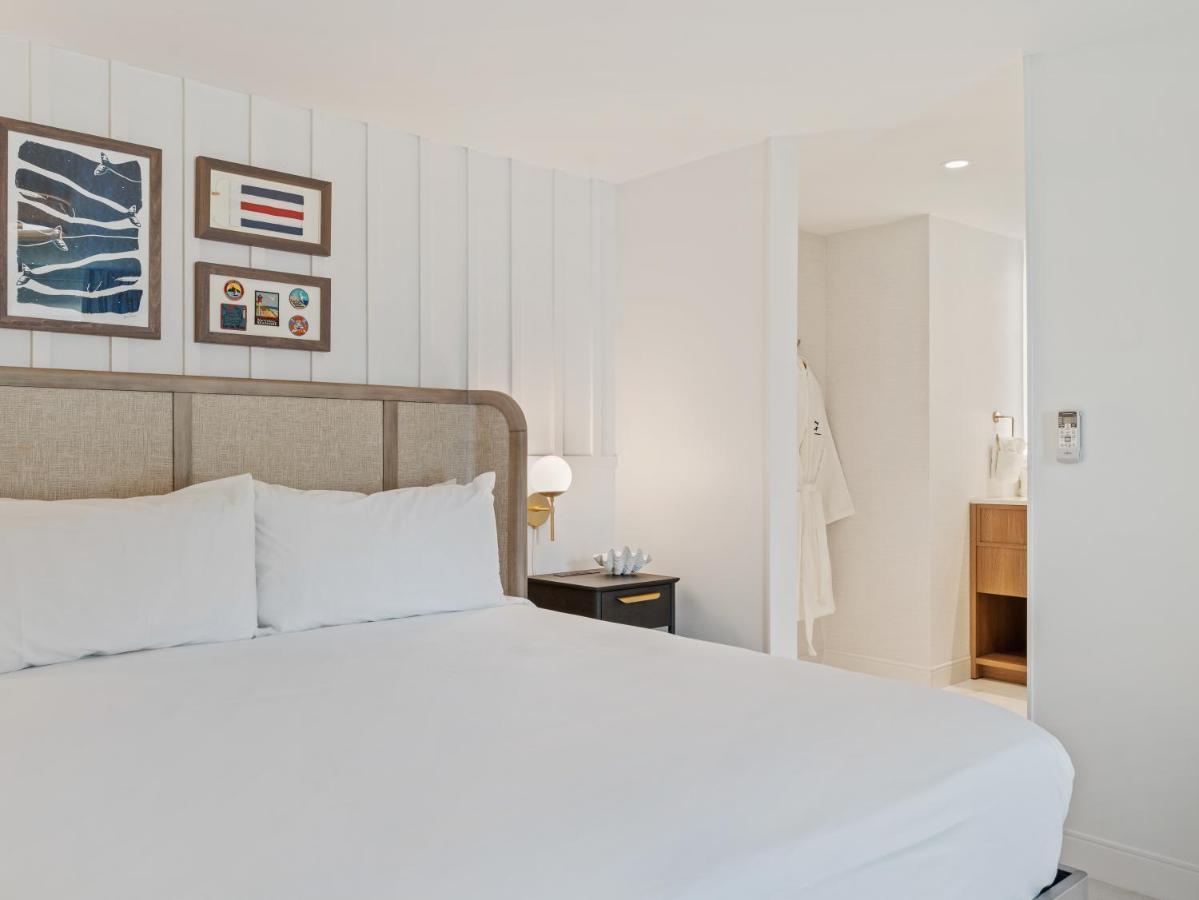 Greyfinch Chatham Inn Bagian luar foto